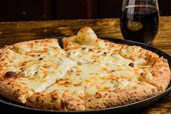 NAPLES ROUND PIZZAS banner