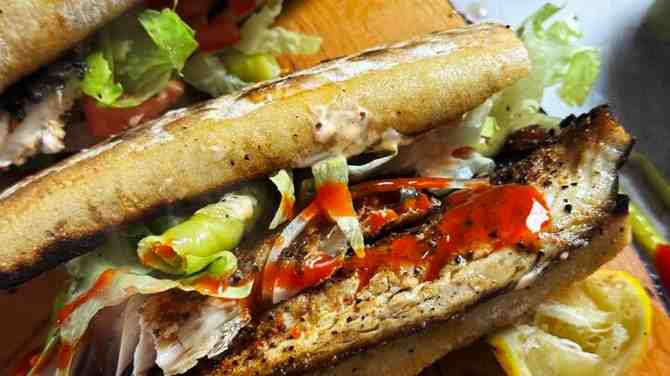 WRAPS & COLD SUBS banner