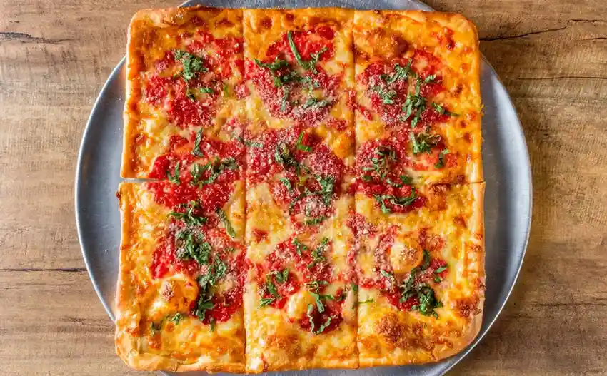 NAPLES ROUND GOURMET PIZZAS banner